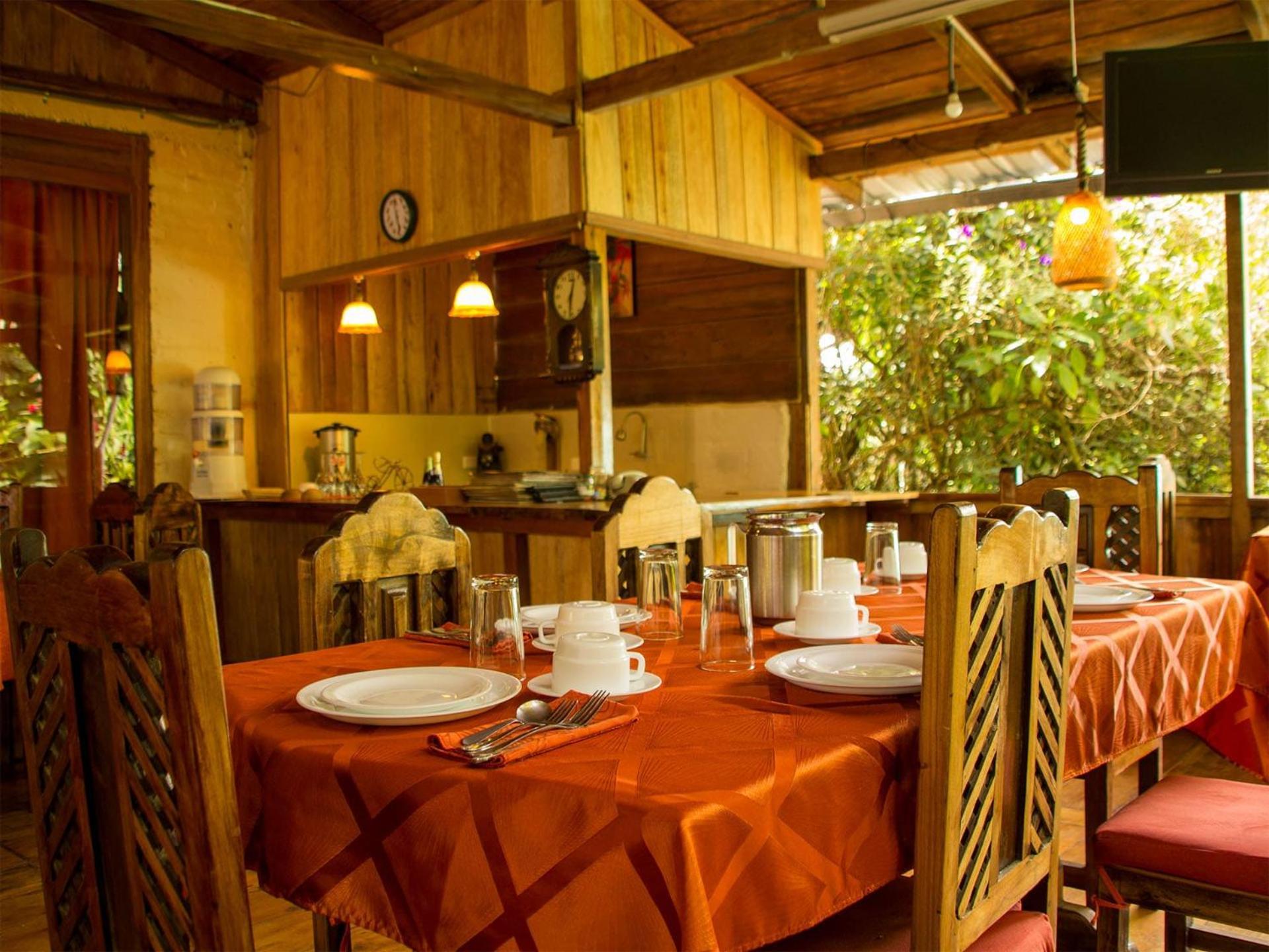 Hosteria Los Cedros De Миндо Экстерьер фото