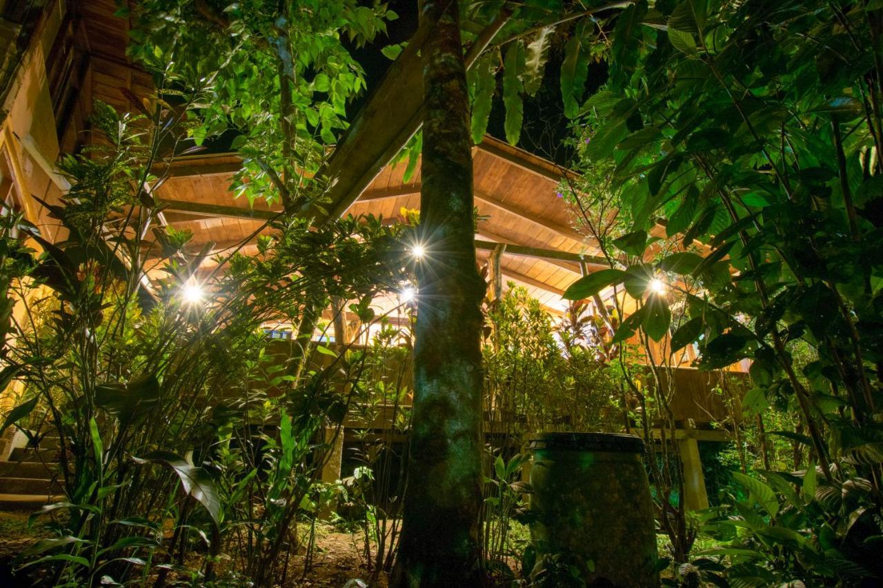 Hosteria Los Cedros De Миндо Экстерьер фото